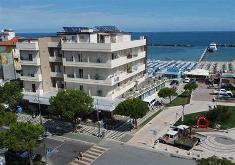 Amare Beach Hotel, Cesenatico (updated prices .